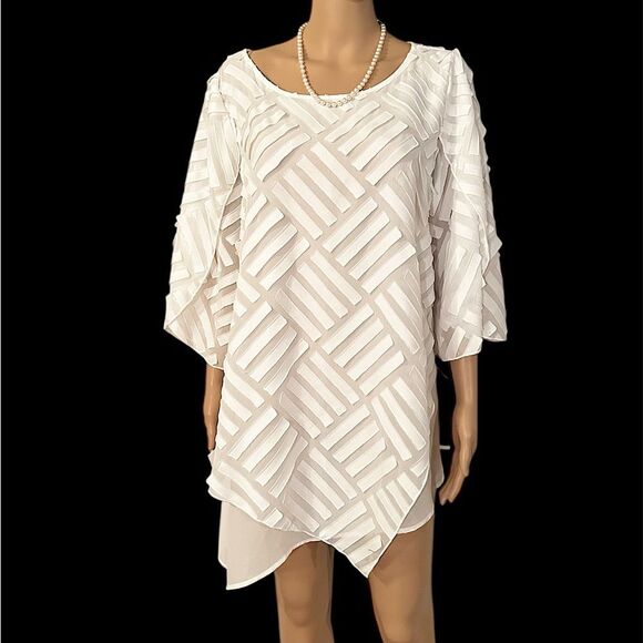 IC by Connie k Women’s Size Large Solid White Asymmetrical 3/4 Sleeve Tunic Top - Picture 1 of 16